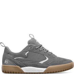 eS Quattro Grey/Gum Men's 9, Women's 10.5 Medium